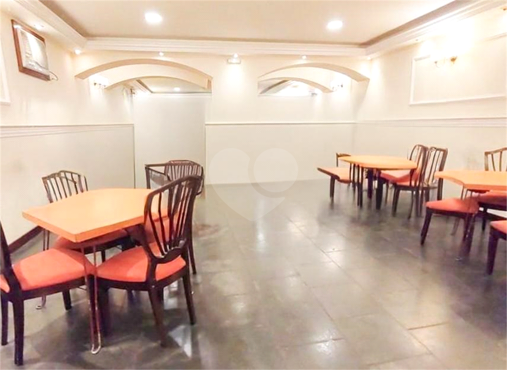 APARTAMENTO em SANTANA