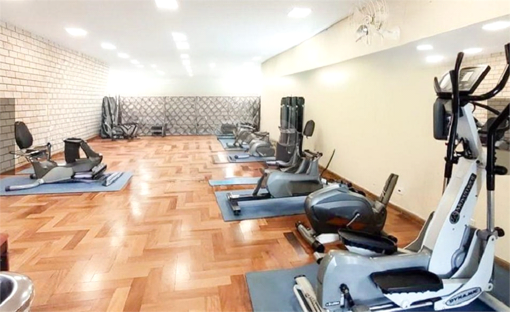 APARTAMENTO em SANTANA