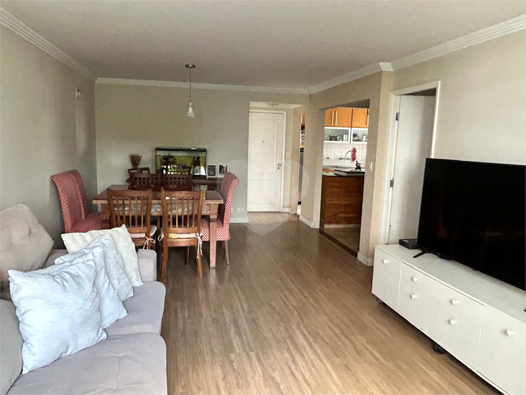 APARTAMENTO em HIGIENÓPOLIS
