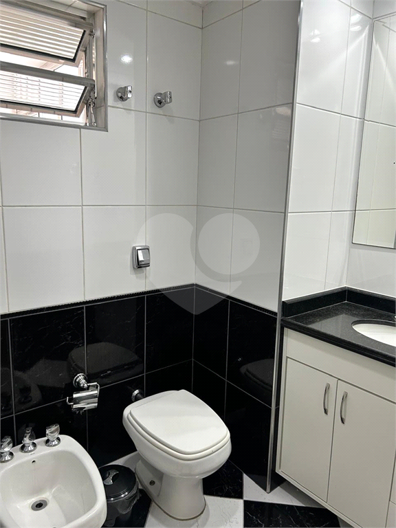 APARTAMENTO em HIGIENÓPOLIS