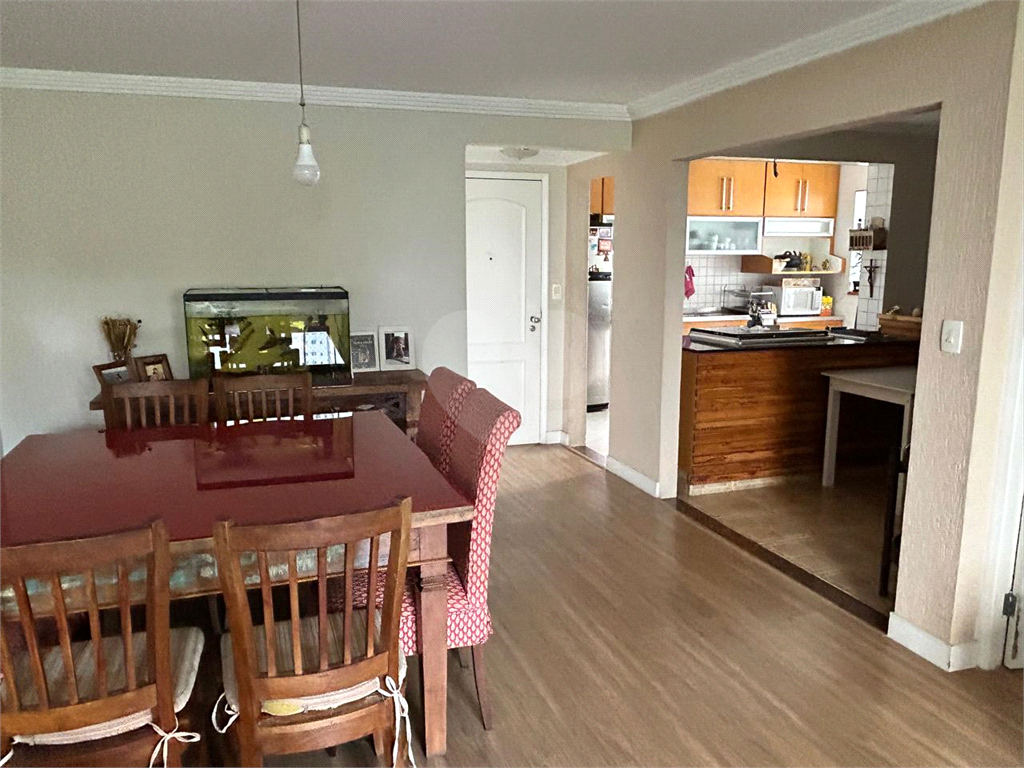 APARTAMENTO em HIGIENÓPOLIS