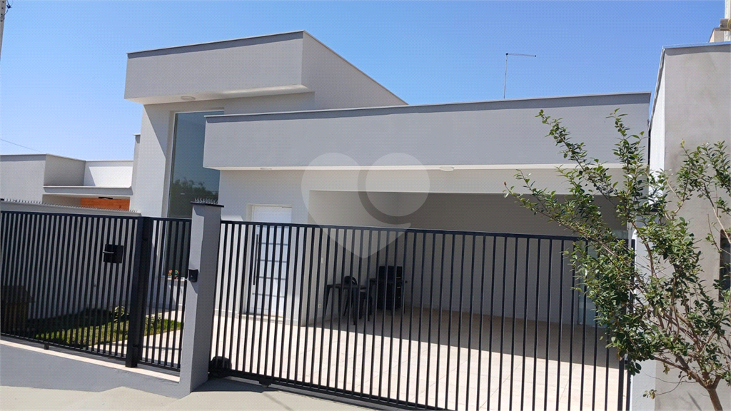 Casa Térrea à venda | 250 m² | 3 dormitórios | 4 vagas | Palma Real Socorro !