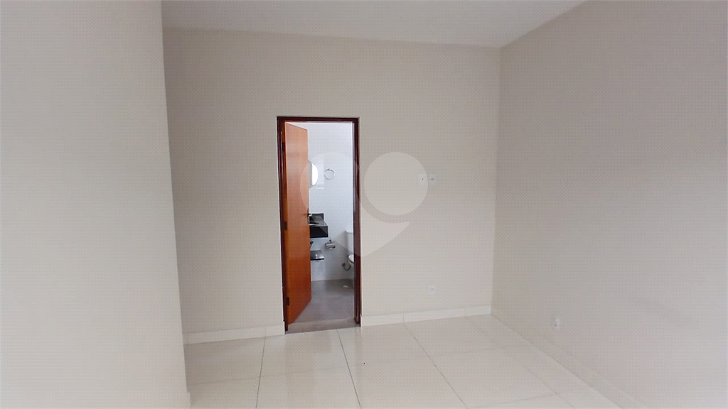 Casa Térrea à venda | 250 m² | 3 dormitórios | 4 vagas | Palma Real Socorro !