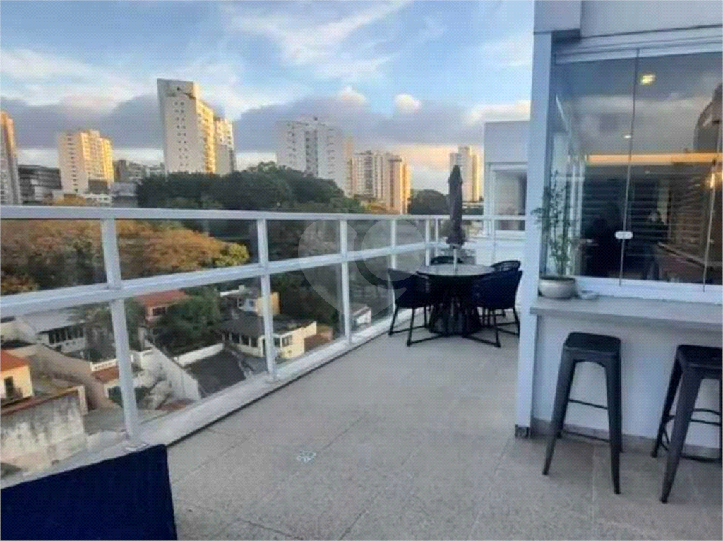 Cobertura Vila Ipojuca ( Condomínio Pateo Mondrian )