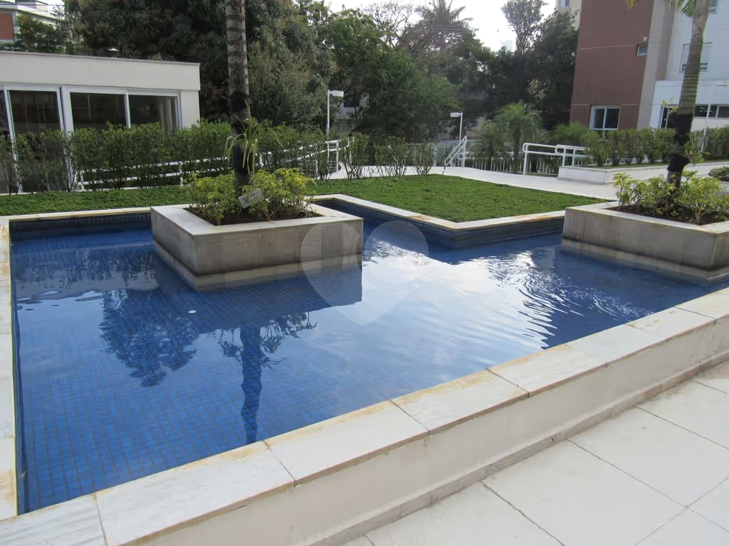 Cobertura Vila Ipojuca ( Condomínio Pateo Mondrian )