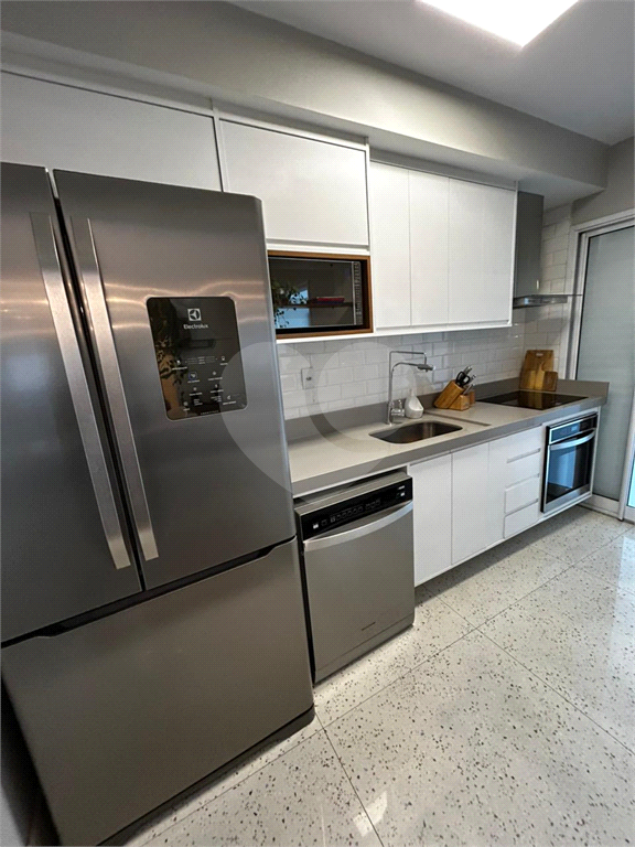 Apartamento com 2 suites e 2 vagas na Barra Funda