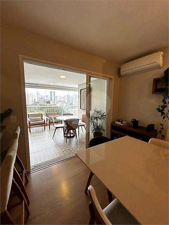 Apartamento com 2 suites e 2 vagas na Barra Funda