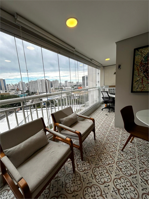 Apartamento com 2 suites e 2 vagas na Barra Funda