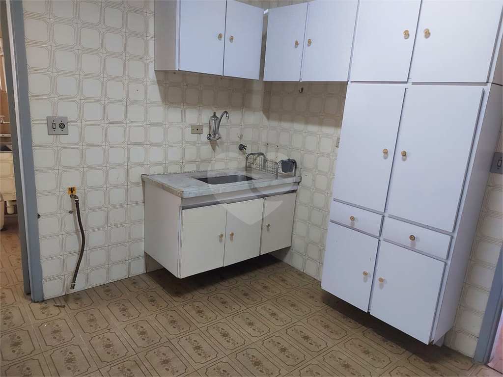 Apartamento para venda em Pinheiros, excelente localização, 1 dormitório e  1 vaga de garagem. 