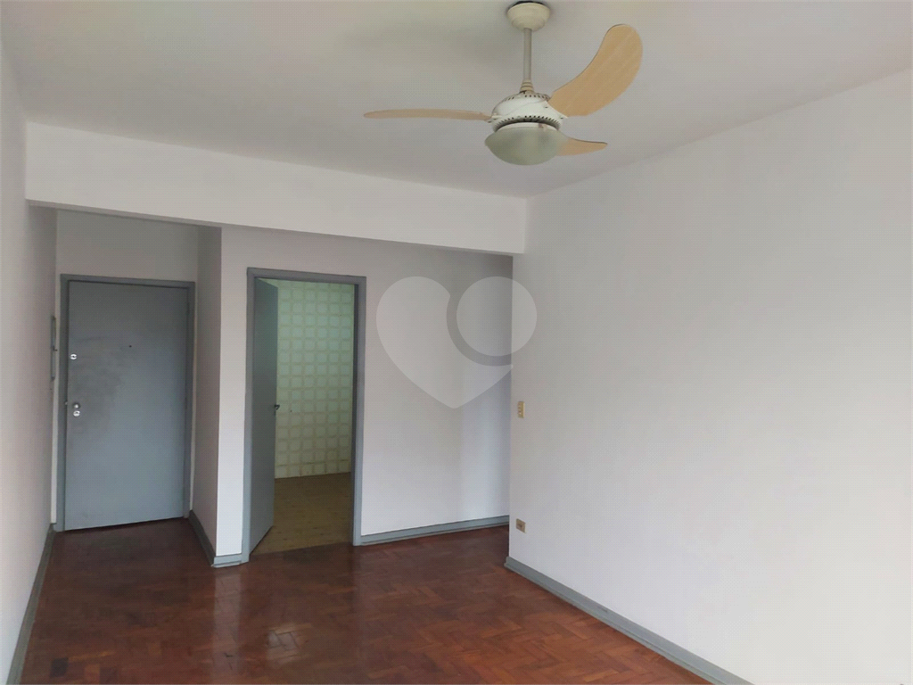 Apartamento para venda em Pinheiros, excelente localização, 1 dormitório e  1 vaga de garagem. 