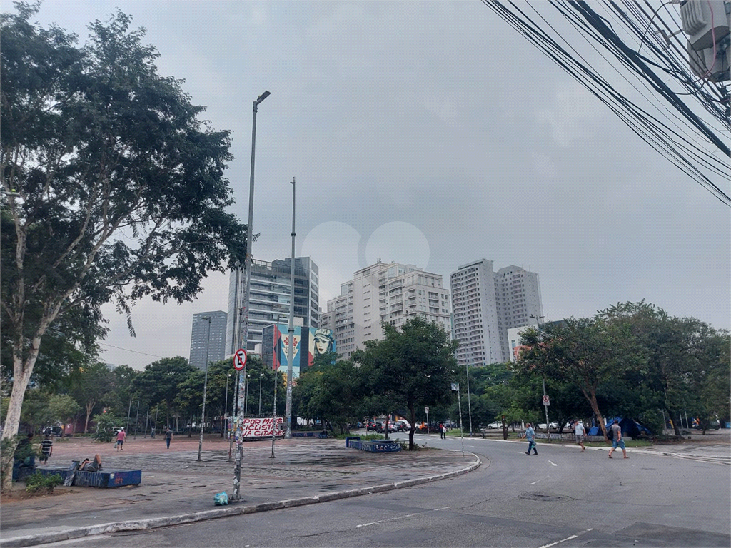 Apartamento para venda em Pinheiros, excelente localização, 1 dormitório e  1 vaga de garagem. 