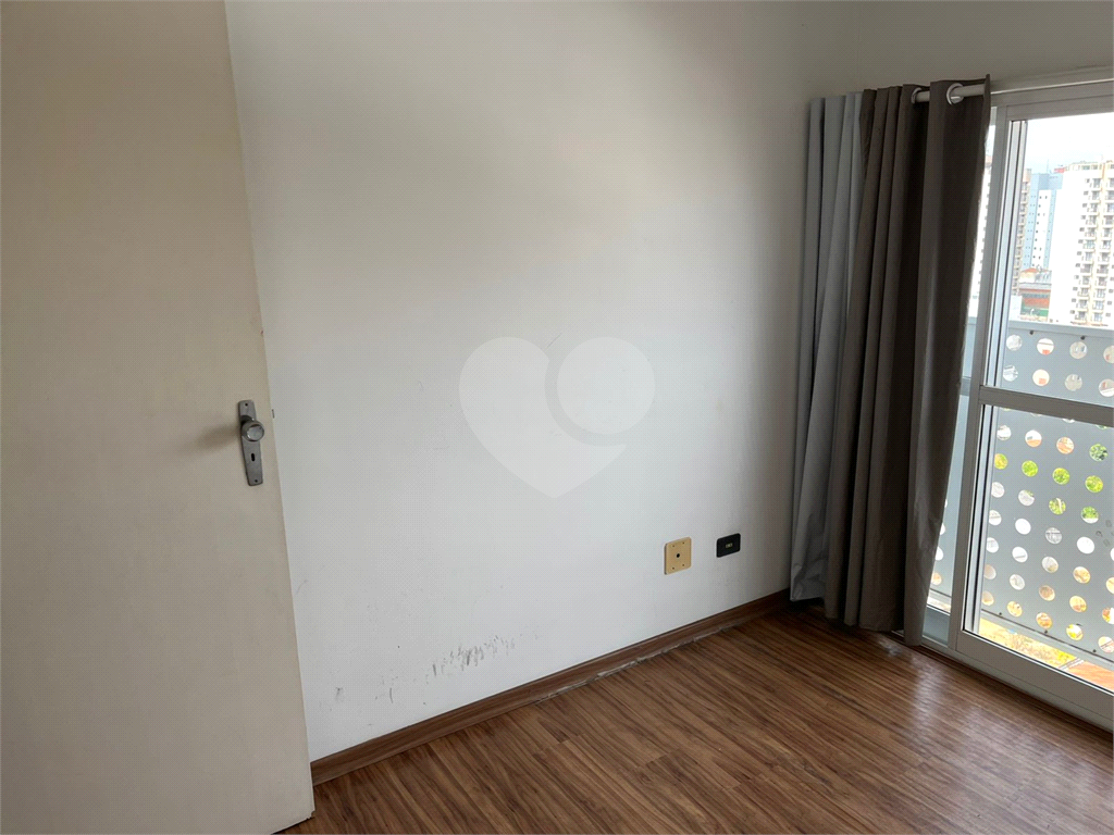 APARTAMENTO em CASA VERDE