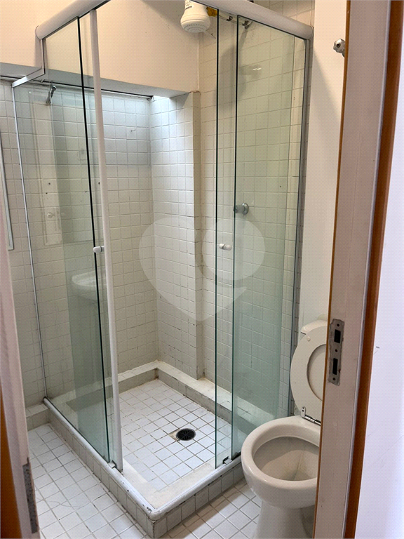 APARTAMENTO em CASA VERDE