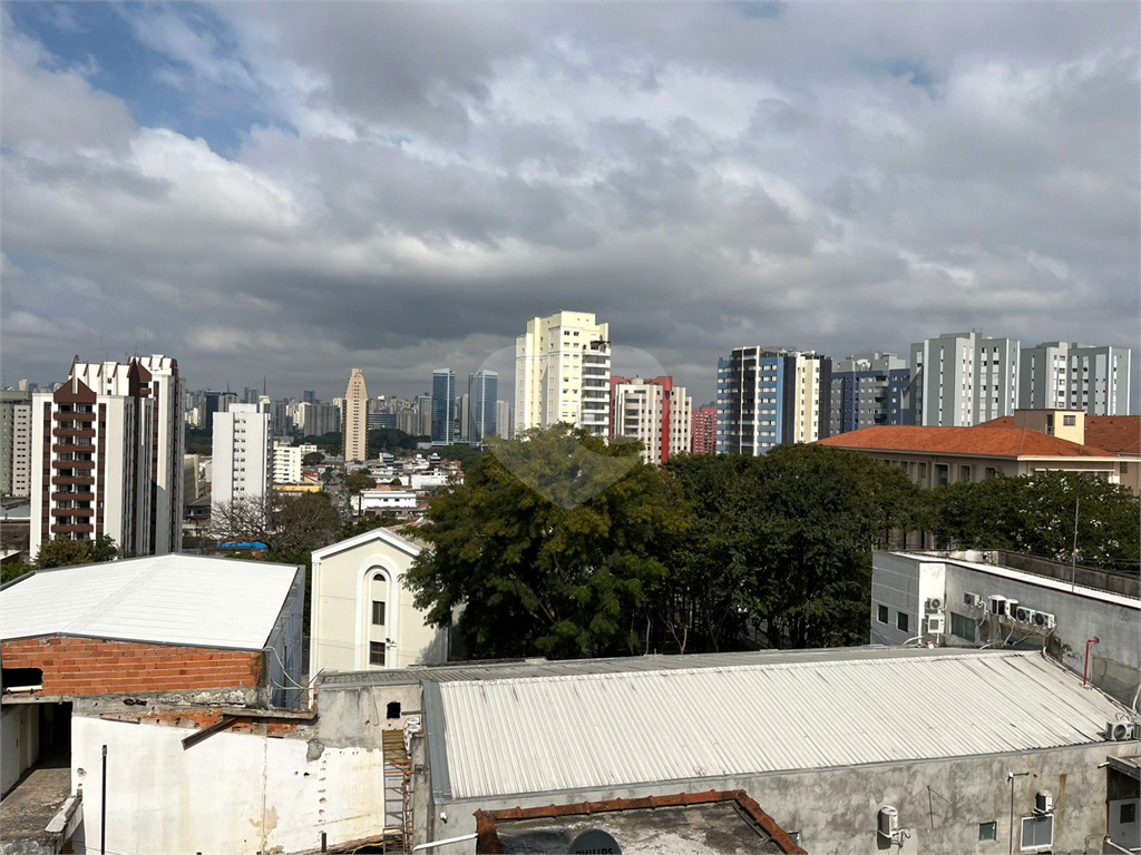 APARTAMENTO em CASA VERDE