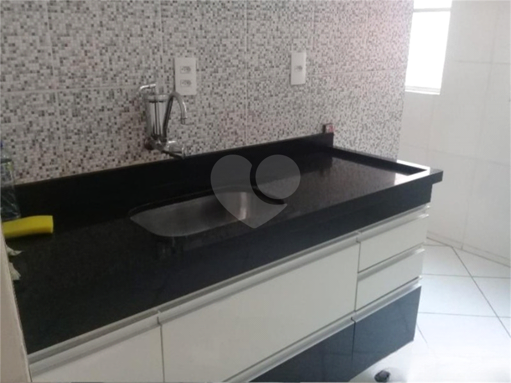 Apartamento à venda com 2 quartos, 50m² - Foto 4