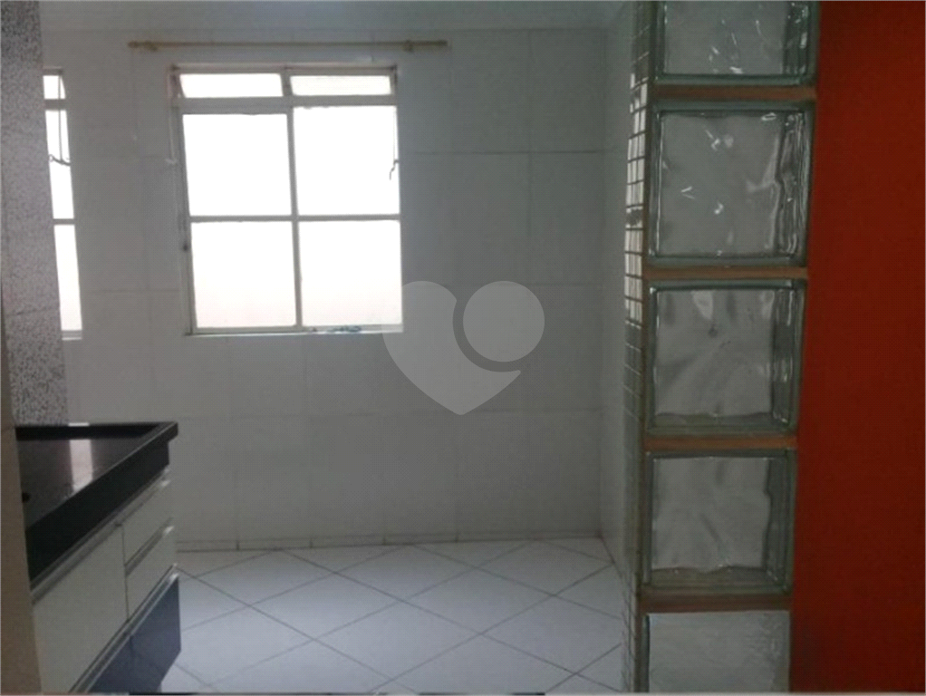 Apartamento à venda com 2 quartos, 50m² - Foto 3
