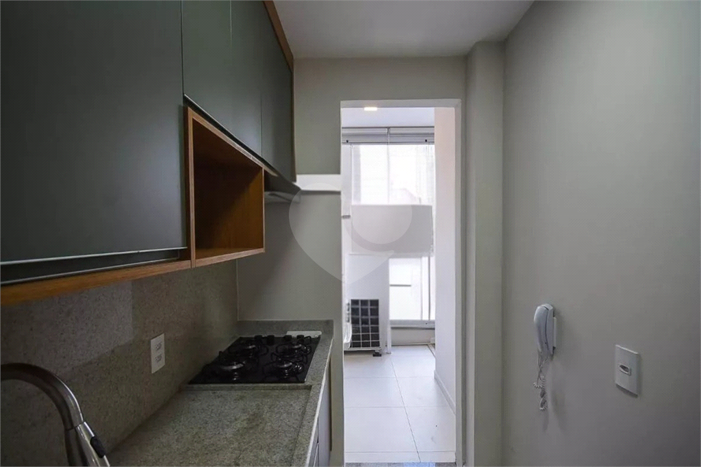 Apartamento 1 dormitório com varanda - Vila Andrade