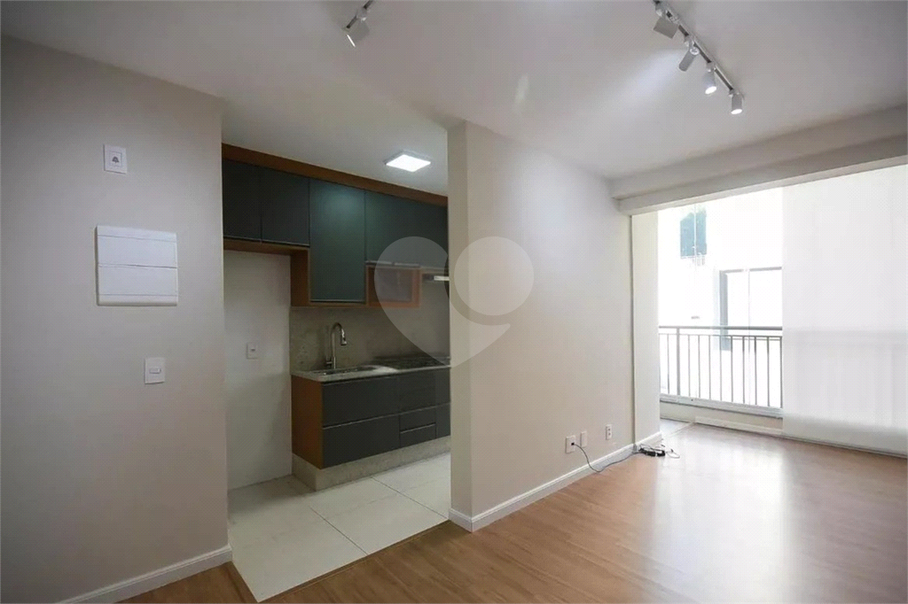 Apartamento 1 dormitório com varanda - Vila Andrade