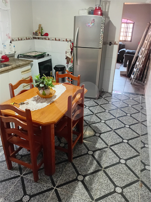 SOBRADO em AGÊNCIA DE CAMPOS