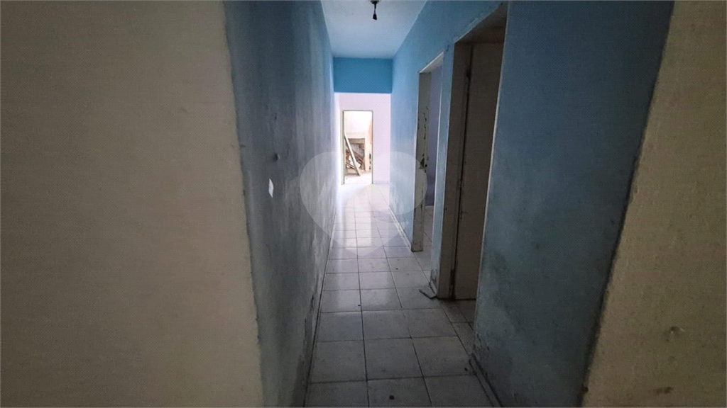 sobrado com 04 espaços para excelente fonte de renda!