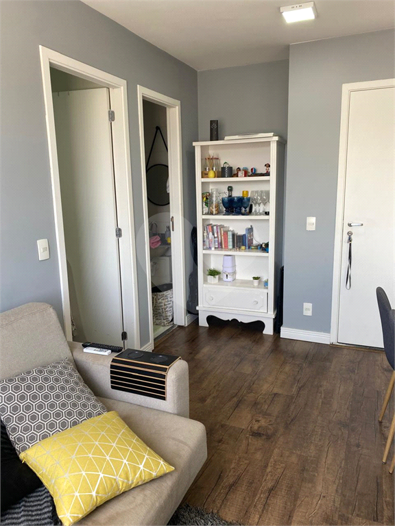APARTAMENTO em LAPA