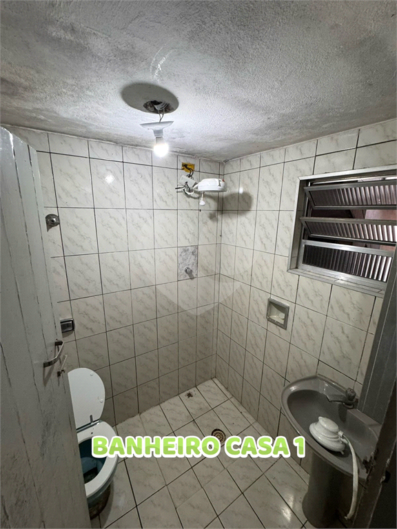 04 CASAS em um único terreno individualizadas