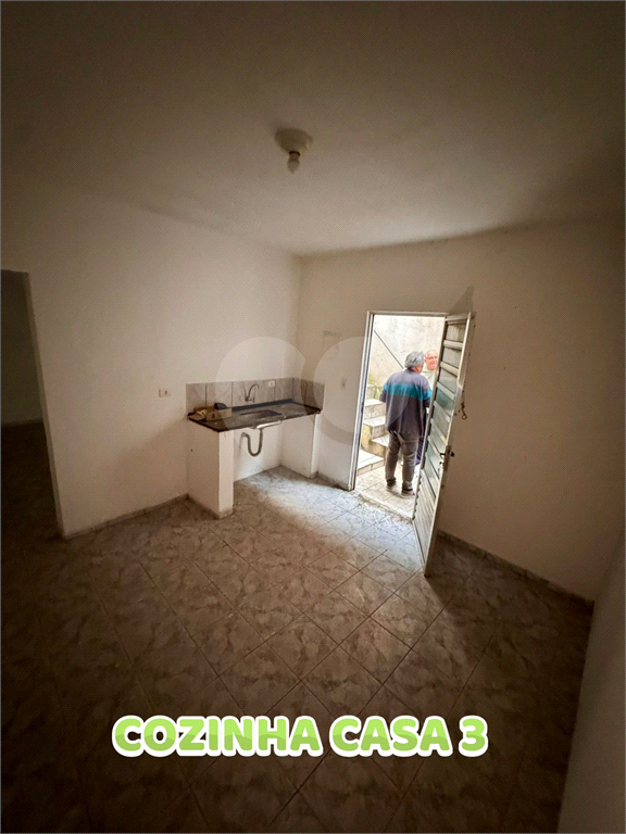  04 CASAS em um único terreno individualizadas