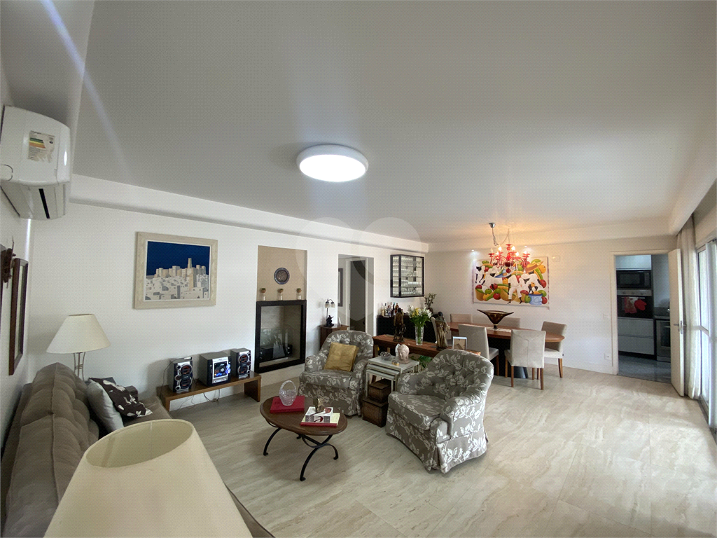 Lindo e amplo apartamento -coração da Avenida Braz Leme com 3 suítes, 3 vagas de garagem, sacada gourmet, 