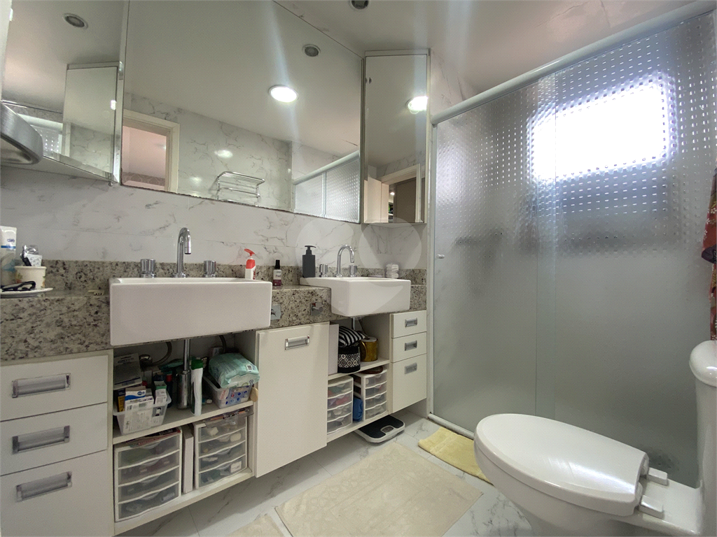 Lindo e amplo apartamento -coração da Avenida Braz Leme com 3 suítes, 3 vagas de garagem, sacada gourmet, 