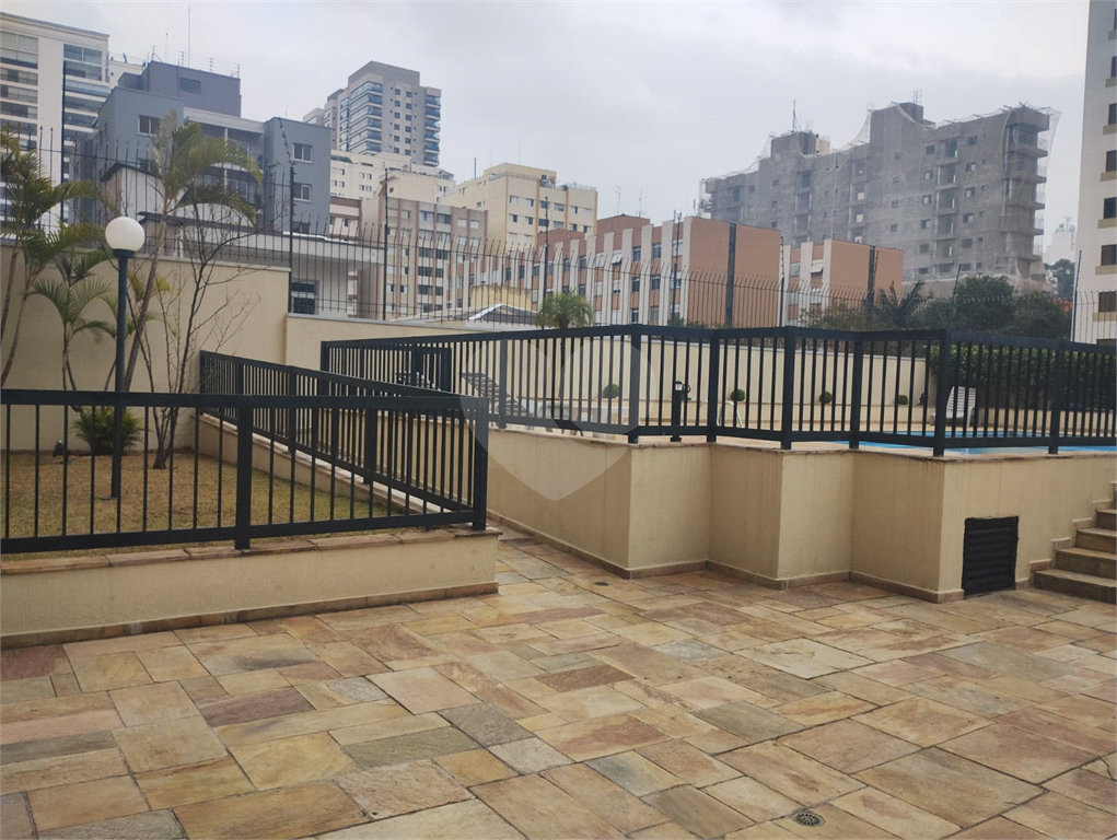 Apartamento 2 Dormitórios em Pinheiros. 