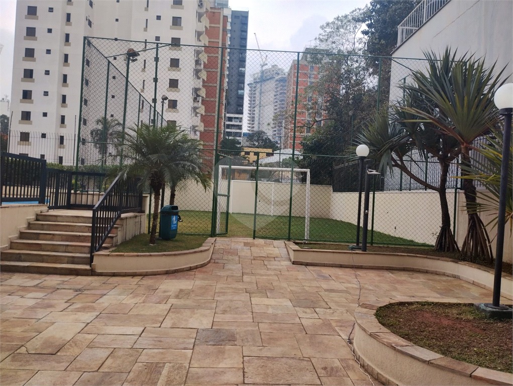 Apartamento 2 Dormitórios em Pinheiros. 