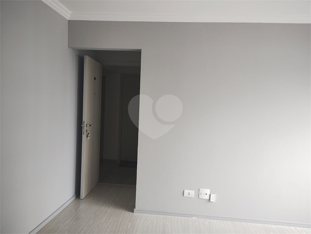 Apartamento 2 Dormitórios em Pinheiros. 