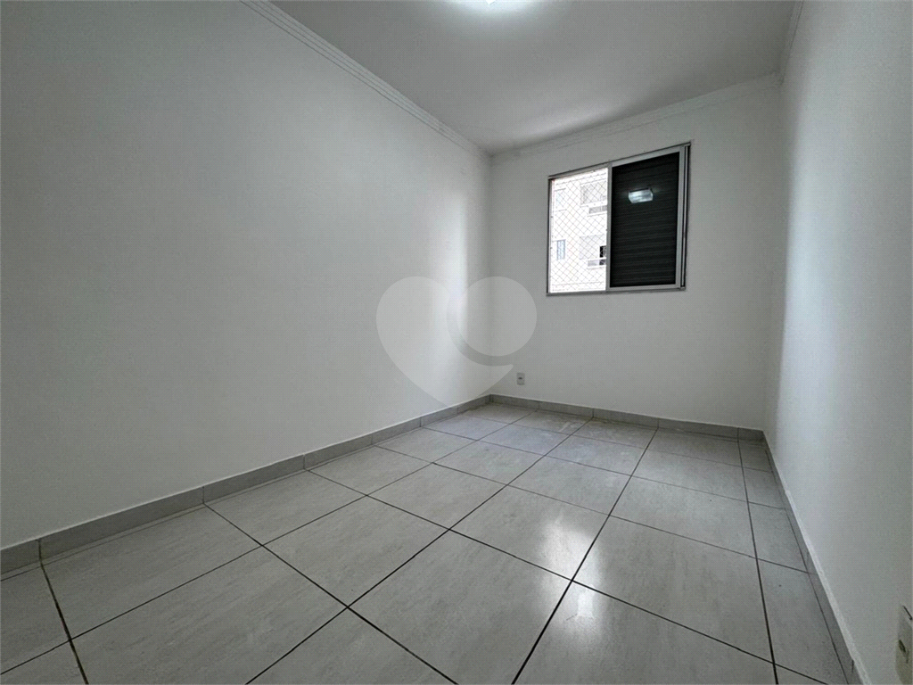 Apartamento à venda com 2 quartos, 54m² - Foto 11