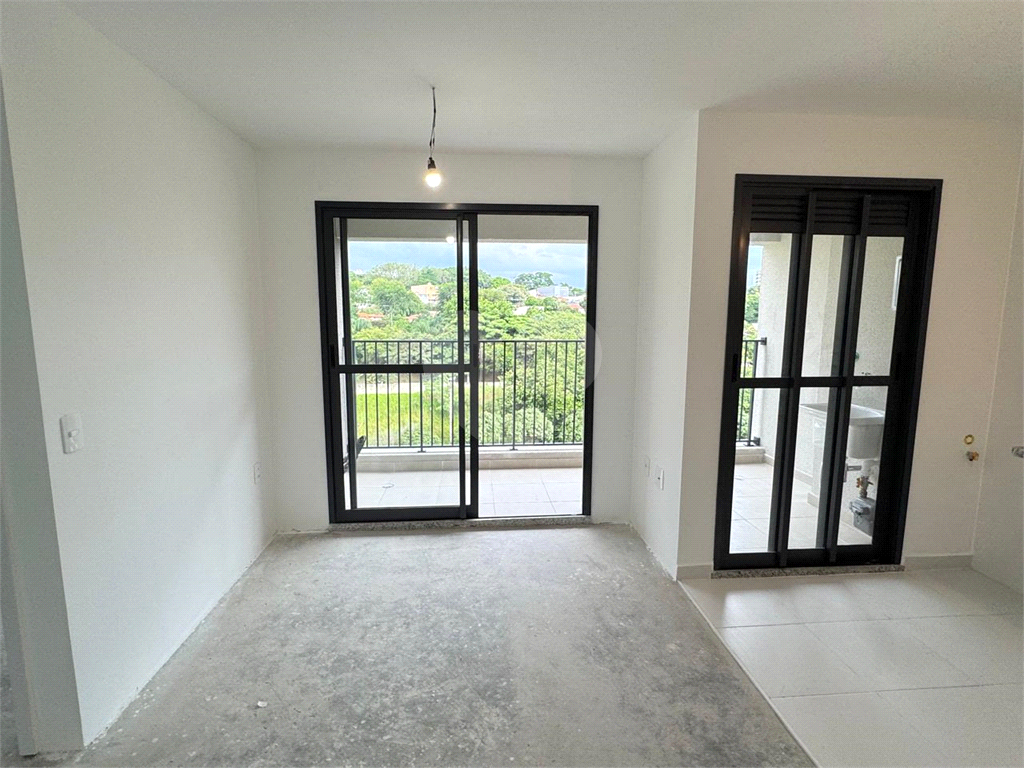 Apartamento no Condomínio Elo Duo Caminhos da Lapa Vila Anastácio.