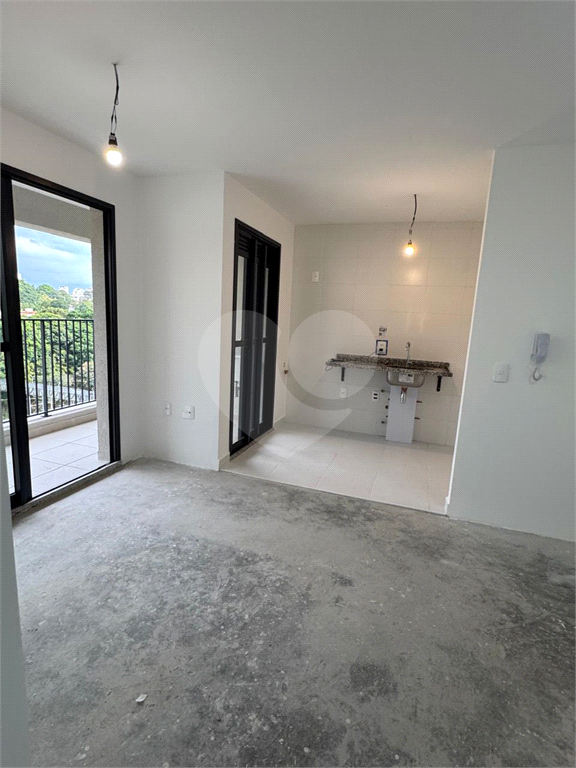 Apartamento no Condomínio Elo Duo Caminhos da Lapa Vila Anastácio.