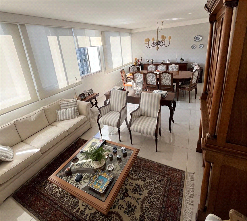 Apartamento, 3 quartos, 140 m² - Foto 2