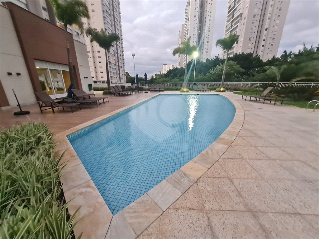 Apartamento Condomínio Caminhos da Lapa Home Club