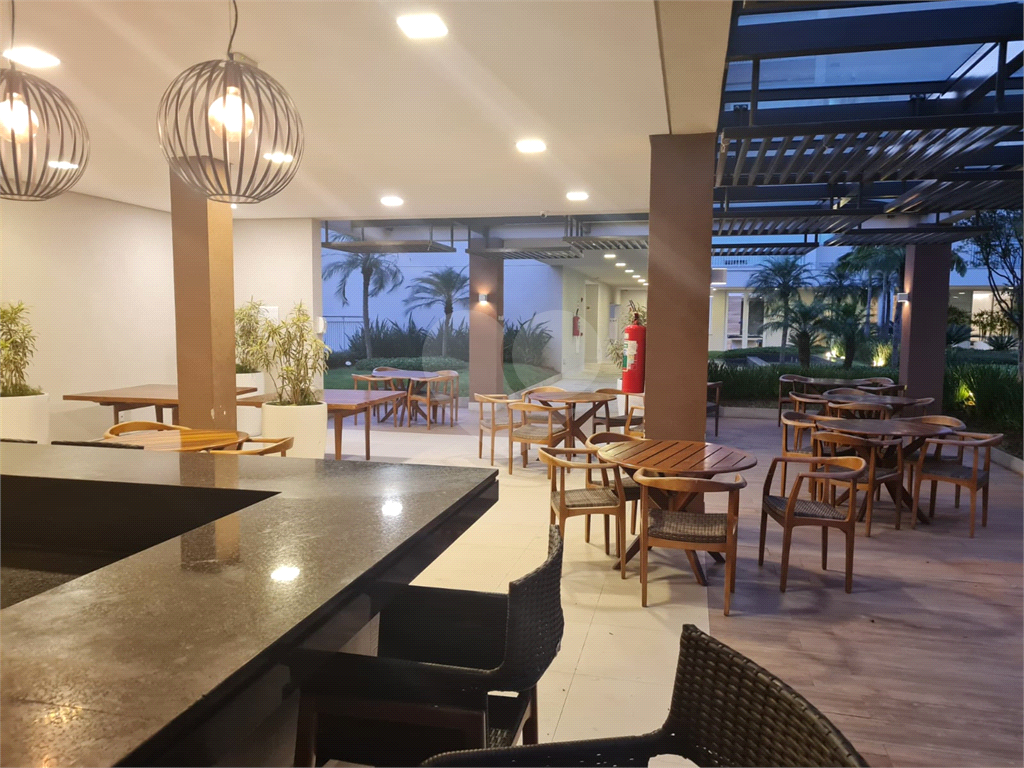 Apartamento Condomínio Caminhos da Lapa Home Club