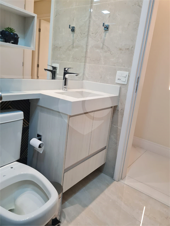 Apartamento Condomínio Caminhos da Lapa Home Club