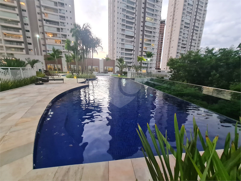 Apartamento Condomínio Caminhos da Lapa Home Club