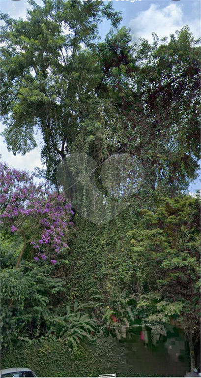 Terreno em rua sem saída