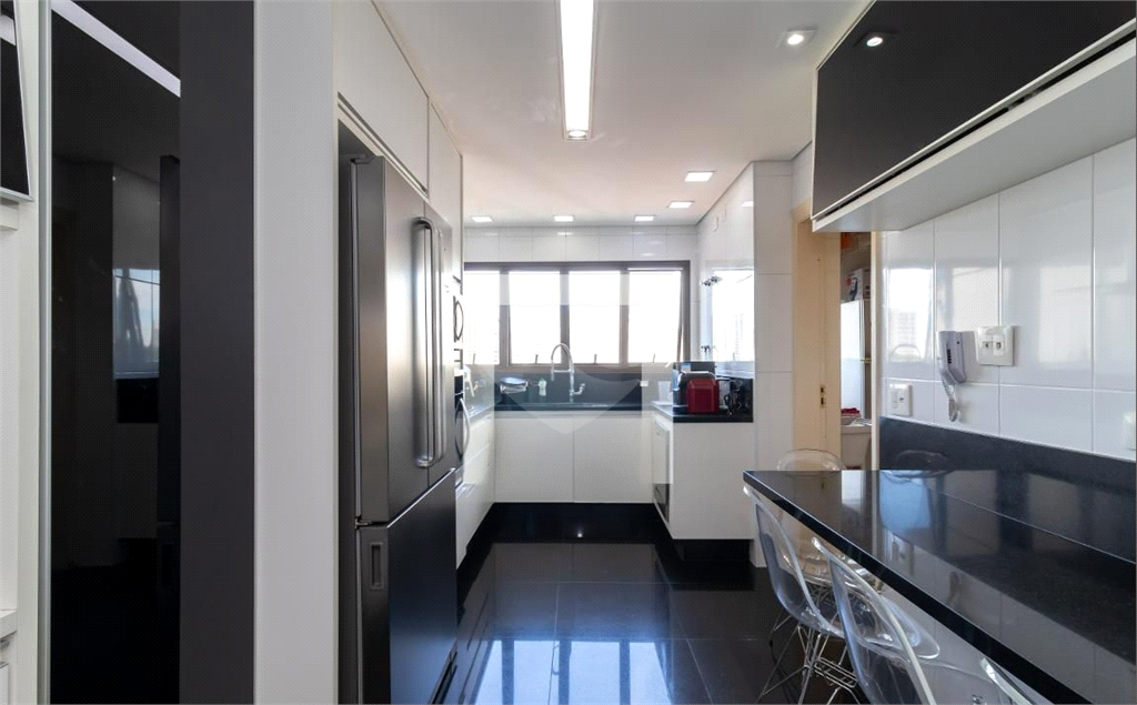 Apartamento com.4 dormitórios e 4 vagas em Santana, Sao Paulo