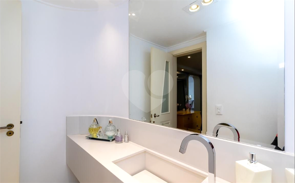Apartamento com.4 dormitórios e 4 vagas em Santana, Sao Paulo