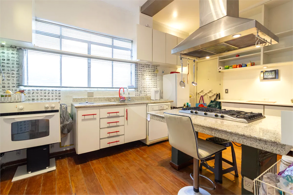 Apartamento, 3 quartos, 158 m² - Foto 11