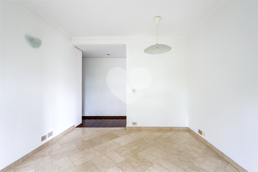Apartamento todo reformado em Perdizes