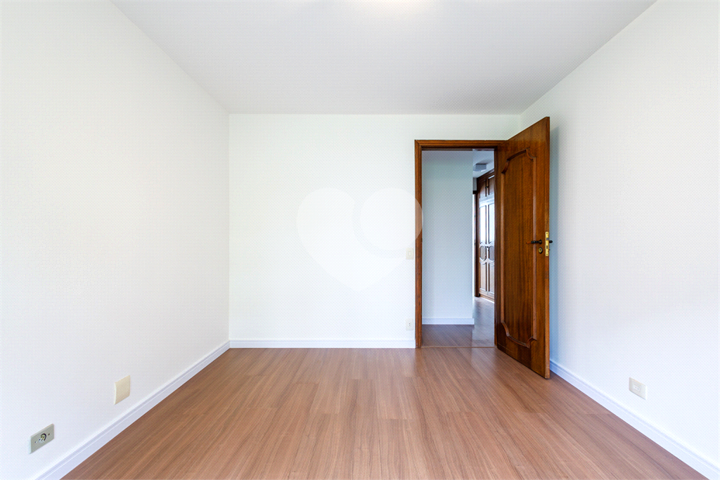 Apartamento todo reformado em Perdizes