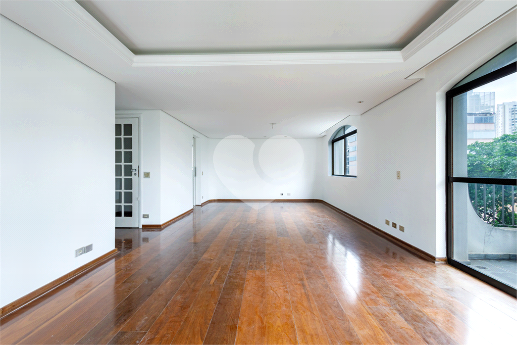 Apartamento todo reformado em Perdizes