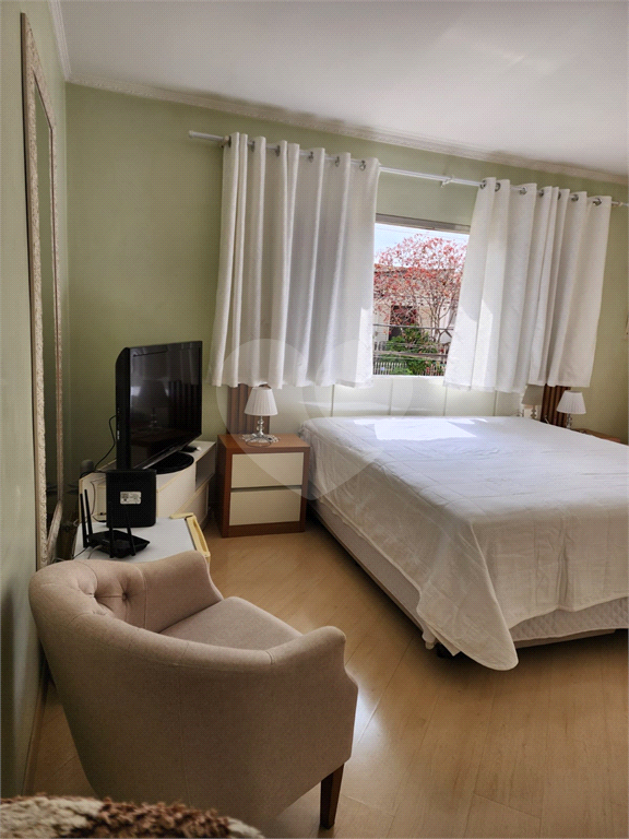 SOBRADO em CASA VERDE