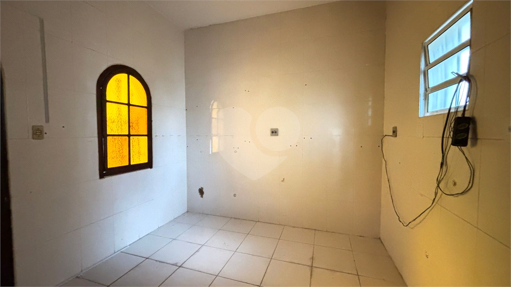 Propriedade Versátil em Terreno Gigante – Ideal para Família ou Investidor