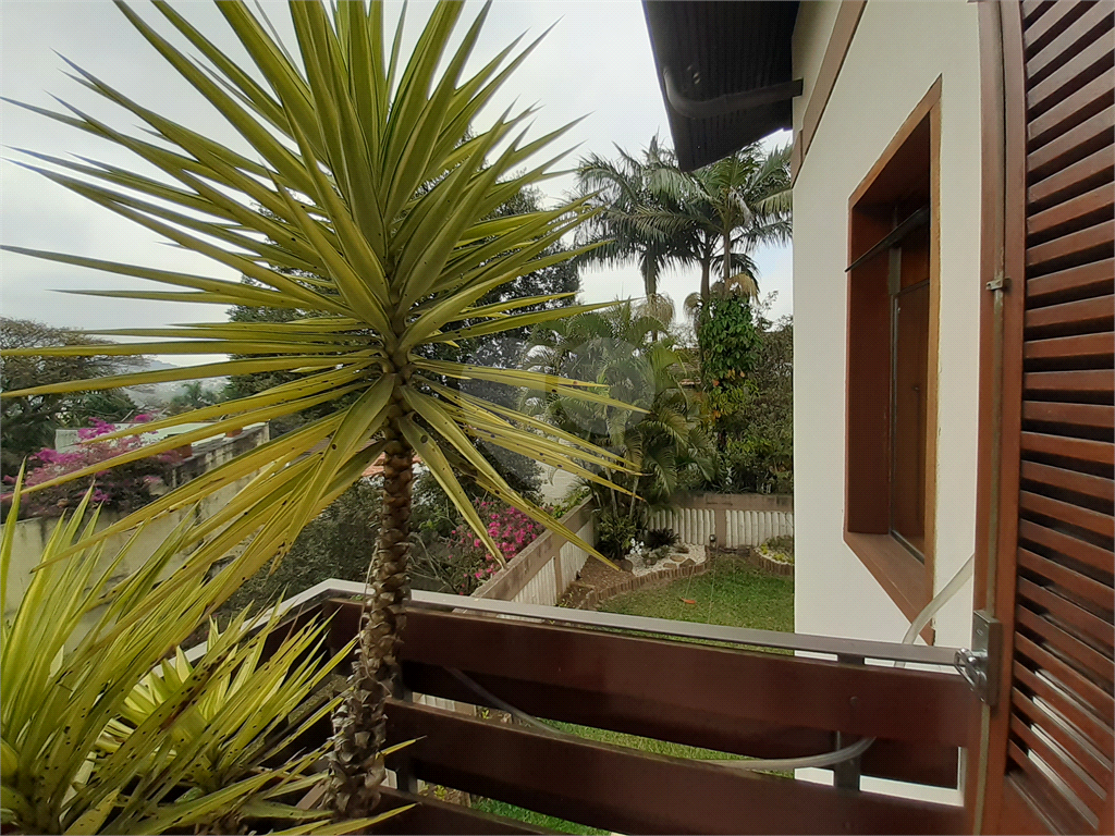 Vende-se: Casa, 4 dormitórios, 3 Vagas Jardim Floresta – Tremembé!